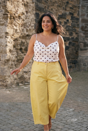  JAUNE